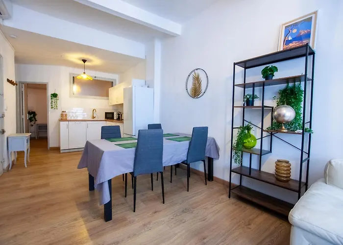 Sublime Plein Centre Apartment *